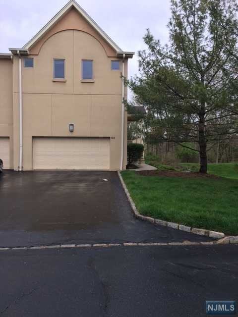 62 Rio Vista Dr - Photo 3 of 25