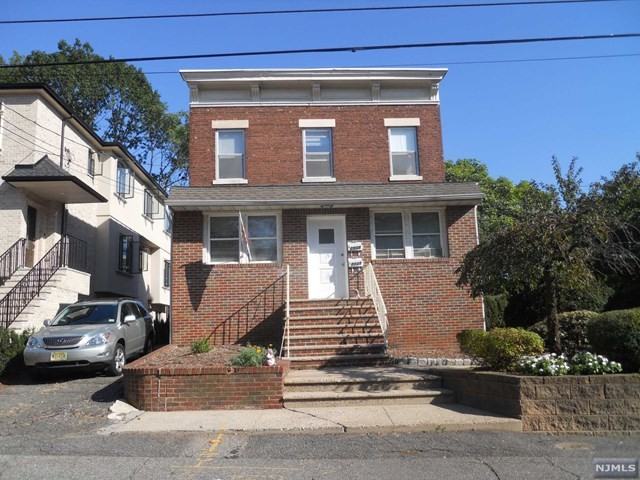 2038 Hoefleys Ln #a - Photo 2 of 23