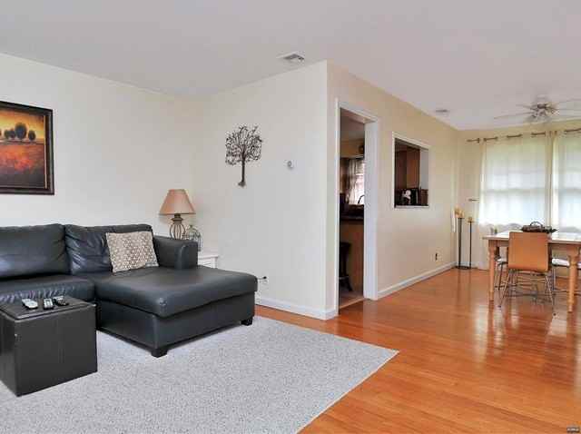 5 Princeton Pl - Photo 2 of 17