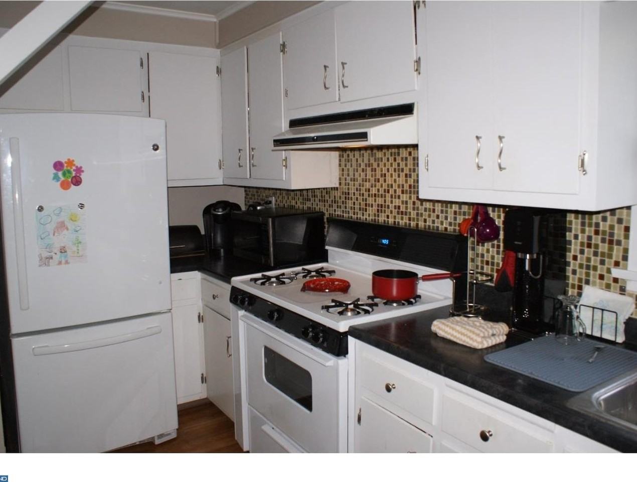 158 Grant Ave - Photo 2 of 24