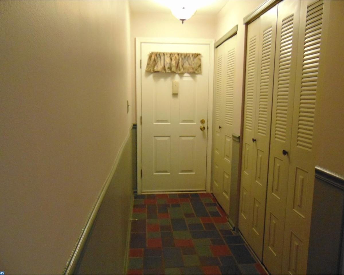 32 Juniper Ct - Photo 2 of 15