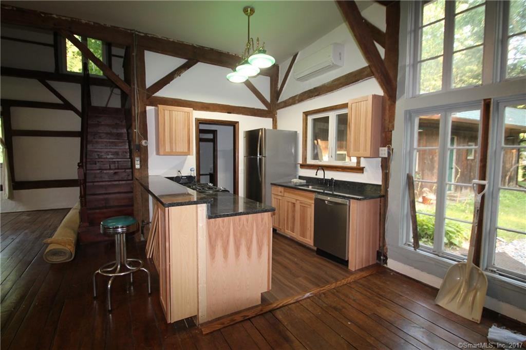 13 Knapp St - Photo 3 of 12