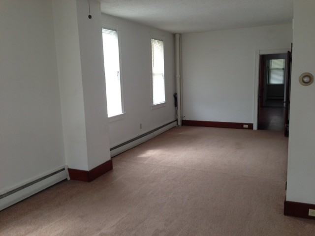 651 Mountain View Rd - Photo 3 of 8