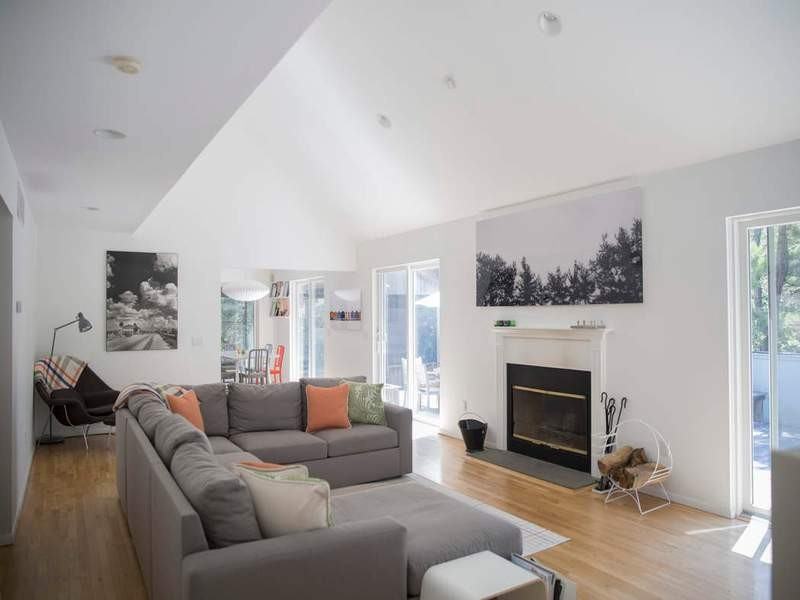 8 Whalers Ln - Photo 2 of 18