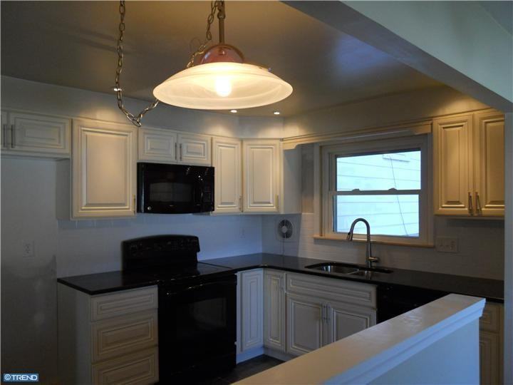 117 Longview Dr - Photo 3 of 16