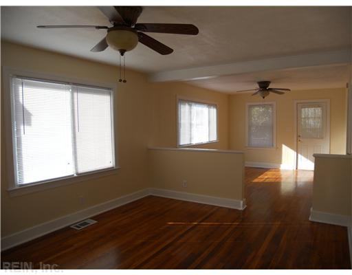 2276 Manning Rd - Photo 3 of 10