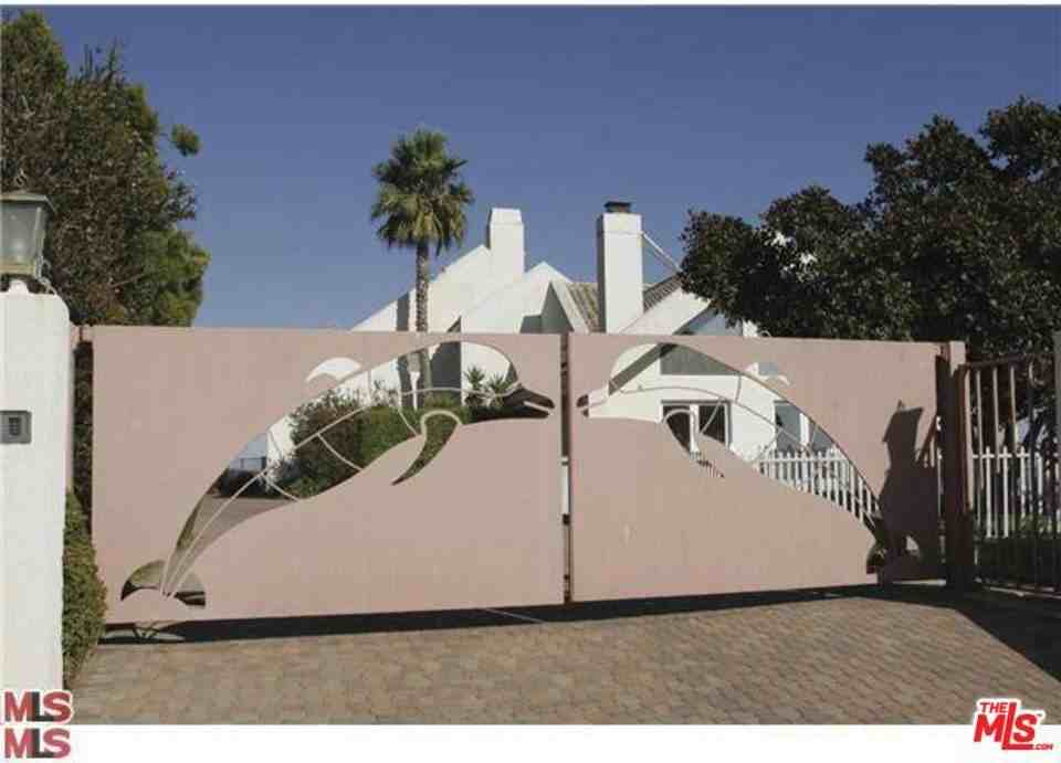 5332 Horizon Dr - Photo 3 of 8