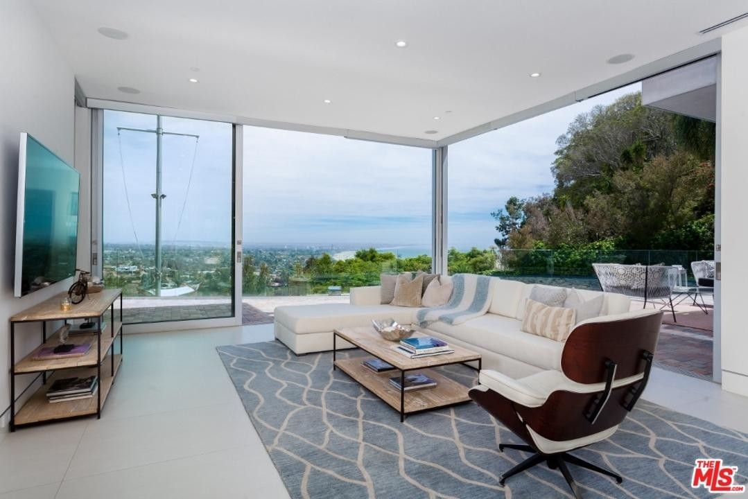 770 Paseo Miramar - Photo 3 of 29