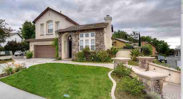 2 Pictor Ct - Photo 2 of 4