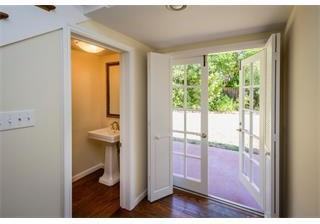 868 Eucalyptus Ave - Photo 3 of 20