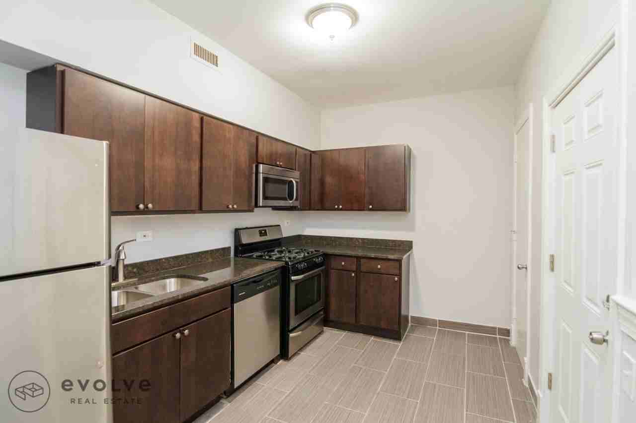 7700 North Marshfield Avenue