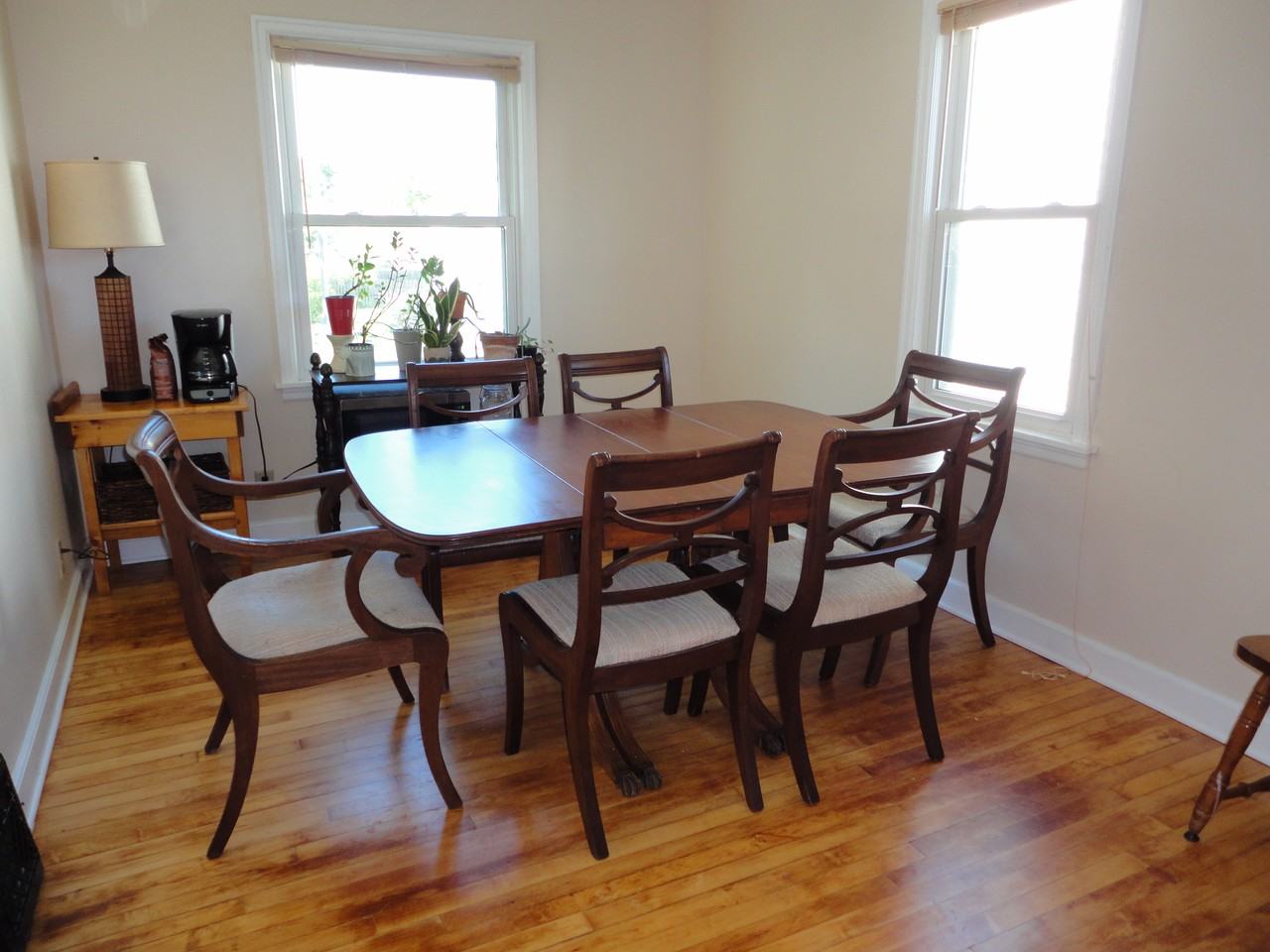 3918 S 1st Place - Photo 3 of 14