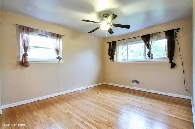 7248 W Lill St - Photo 3 of 9