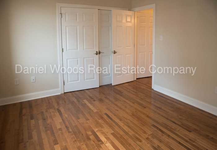 504 Avenue of the States #504B - Photo 3 of 5