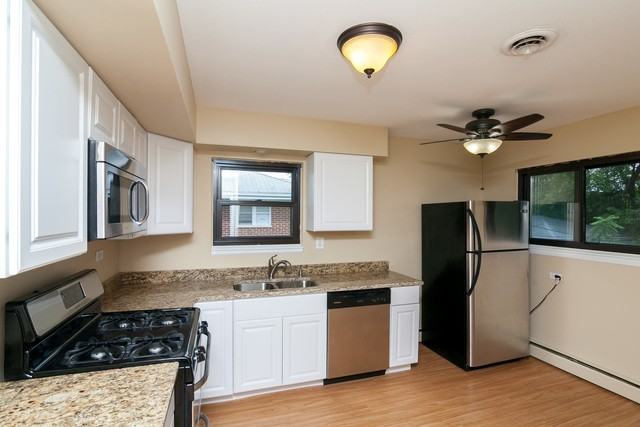 25 Wellington Ave #2 - Photo 2 of 11