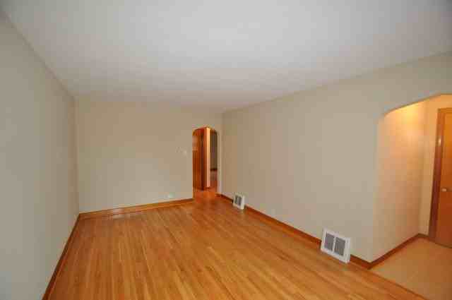5836 S Neva Ave - Photo 3 of 9