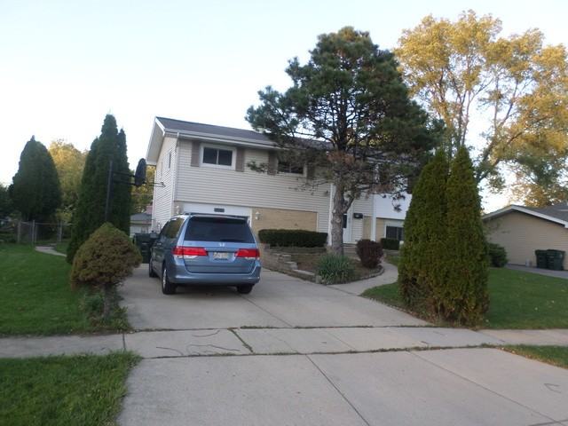 710 Baxter Ln - Photo 2 of 26