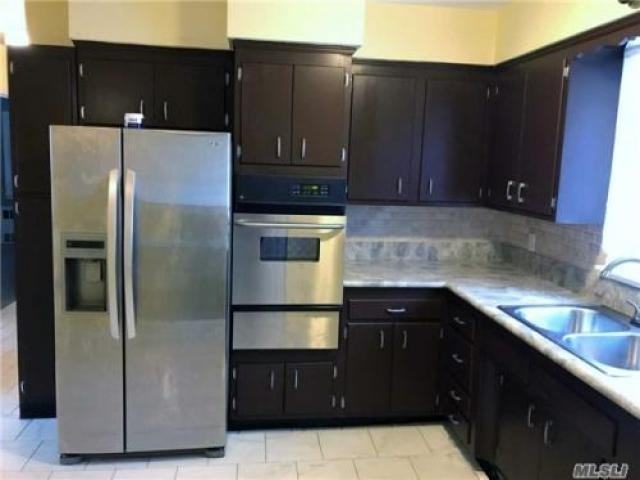 248-33 Cambria Ave - Photo 3 of 3