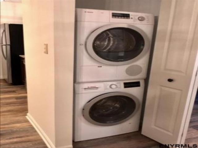 1976 Curry Rd - Photo 2 of 6