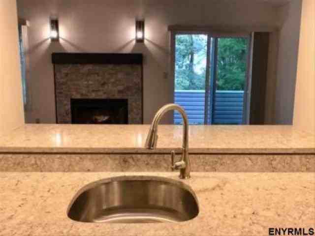 1976 Curry Rd - Photo 3 of 6