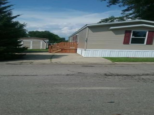 1181 Wiltshire Dr - Photo 2 of 6