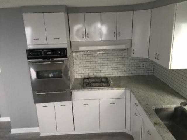 13404 W Bank Dr NE - Photo 2 of 5