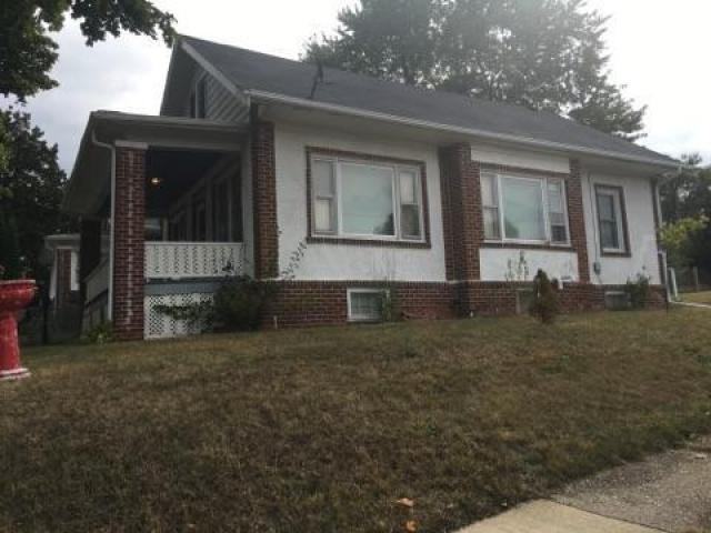 1128 Kent St - Photo 3 of 9