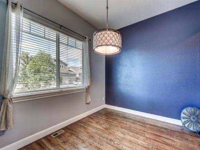 9050 Fig St - Photo 3 of 6