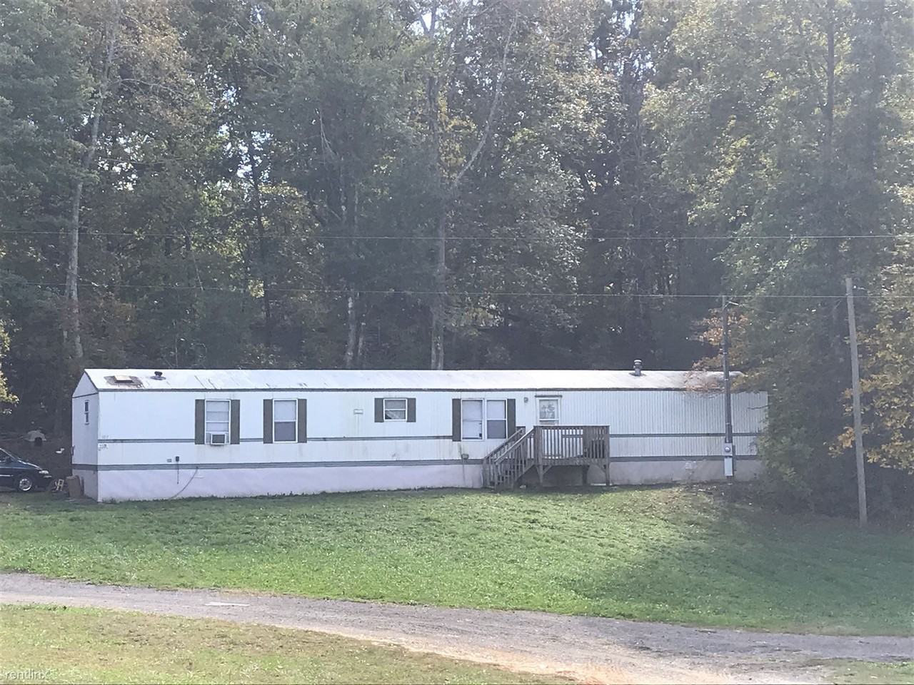 105 Tanglewood Ln - Photo 2 of 2