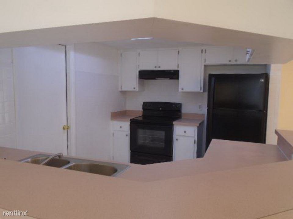 4739 Whiteway Dr - Photo 3 of 20