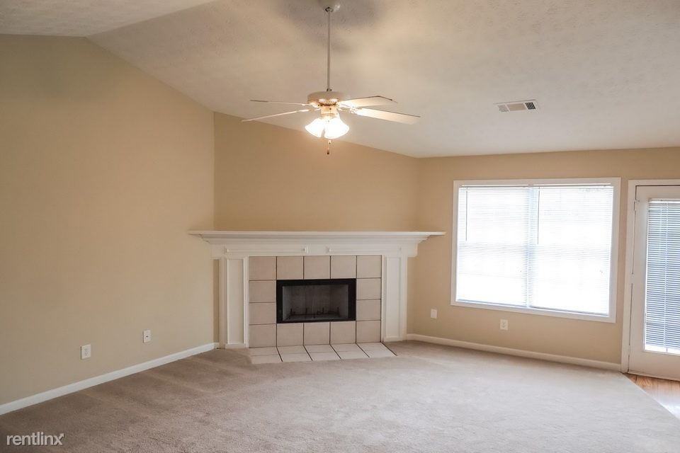 4657 Autumn Leaf Way - Photo 3 of 16