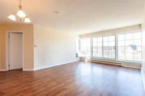 2626 Rue Poirier - Photo 2 of 5