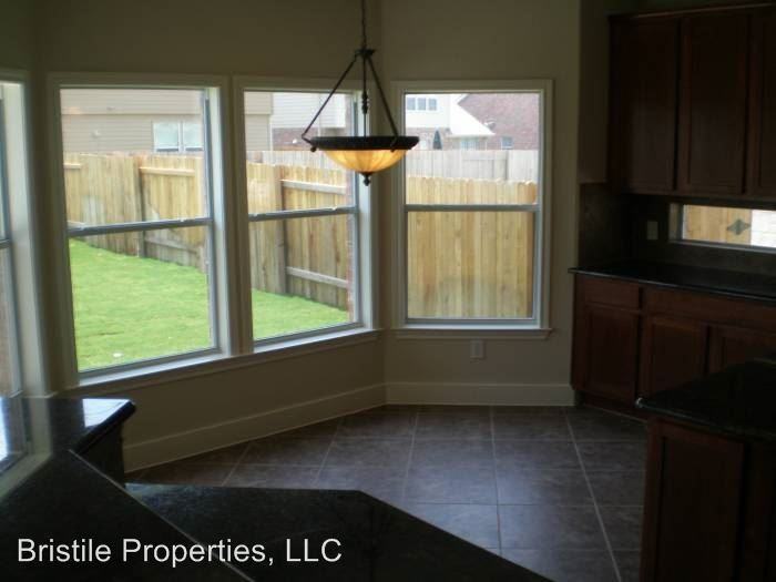 110 Fred Couples Dr - Photo 3 of 11