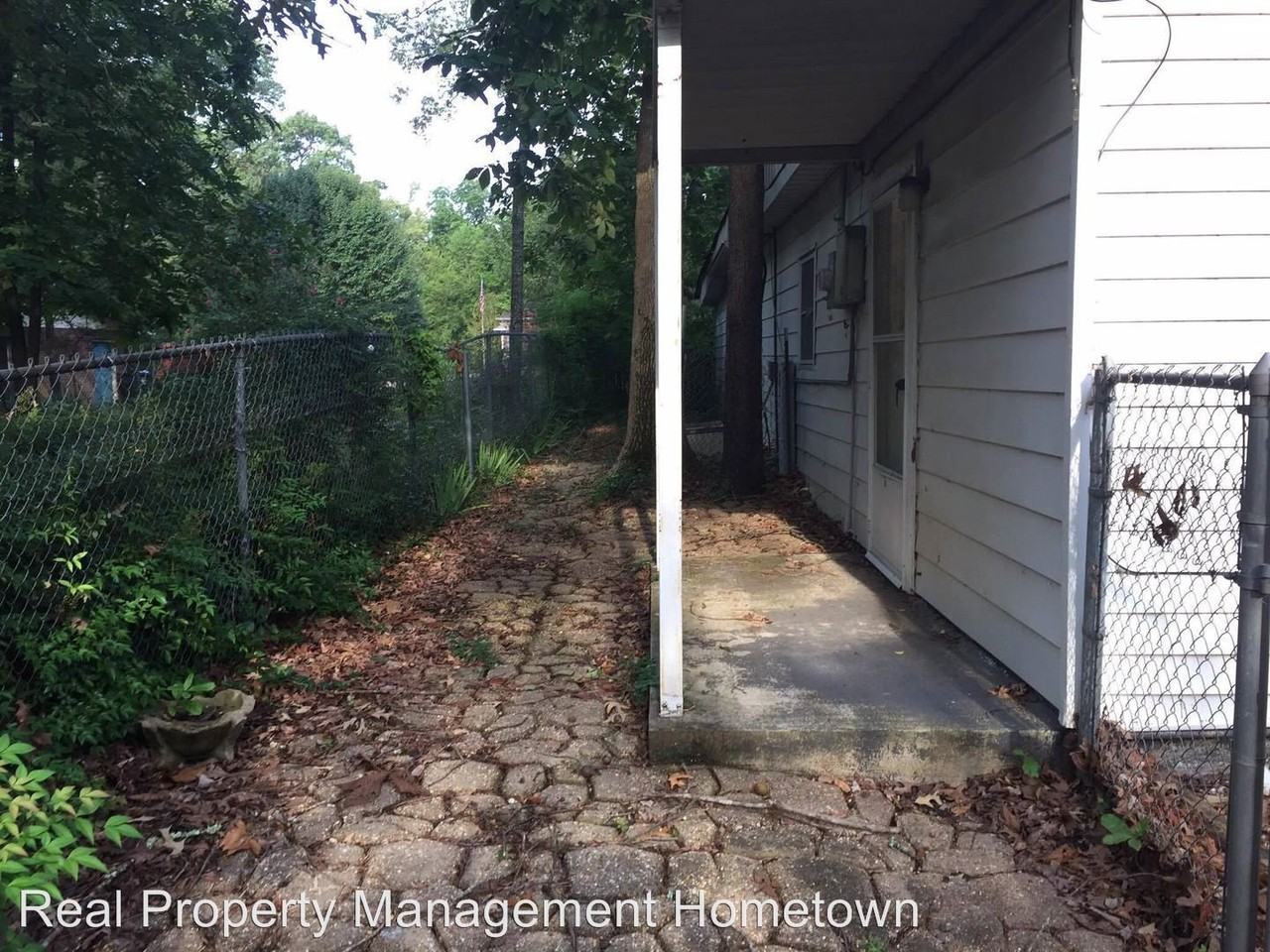 709 Majestic Lodge Rd - Photo 3 of 9