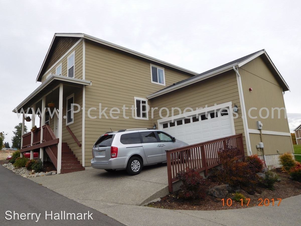 1017 Samara St - Photo 3 of 21