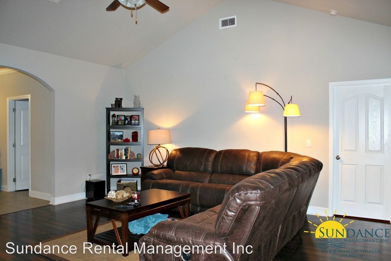 678 Red Fern Rd - Photo 2 of 7