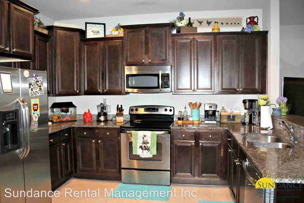 678 Red Fern Rd - Photo 3 of 7