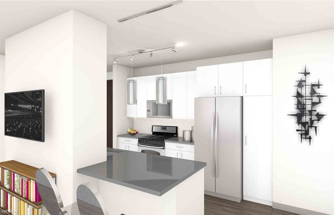 730 S Clark St - Photo 2 of 5