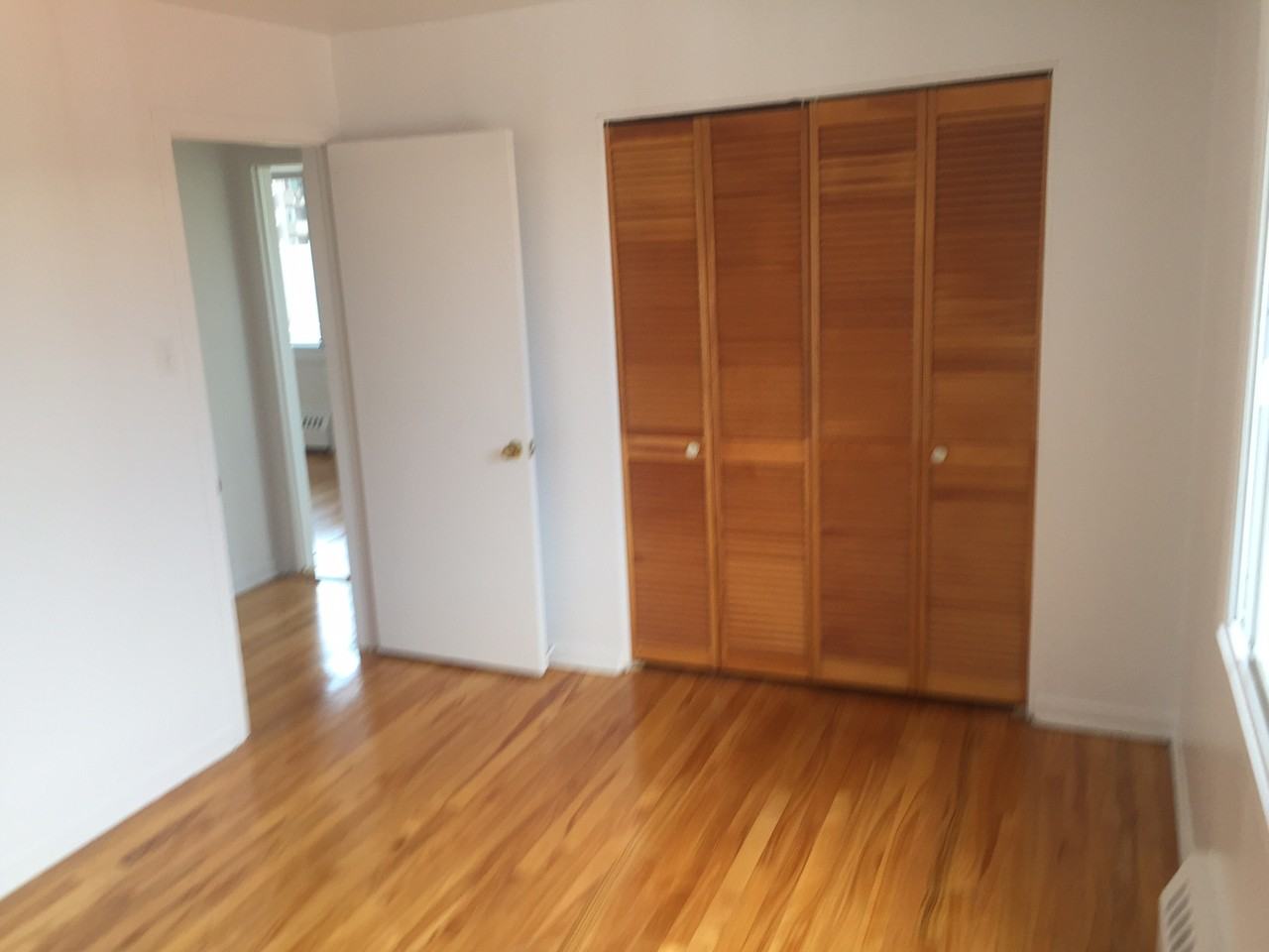 7065 Rue Michelet - Photo 2 of 10