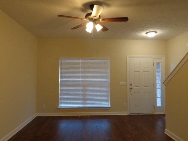 5550 Oak Chase Dr - Photo 2 of 11