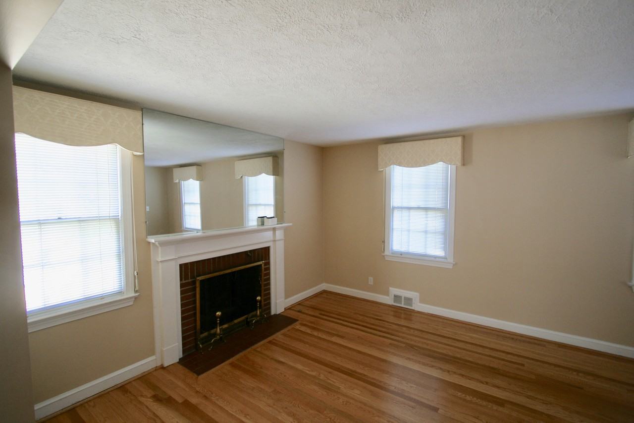 4810 25th Street North - Photo 3 of 14