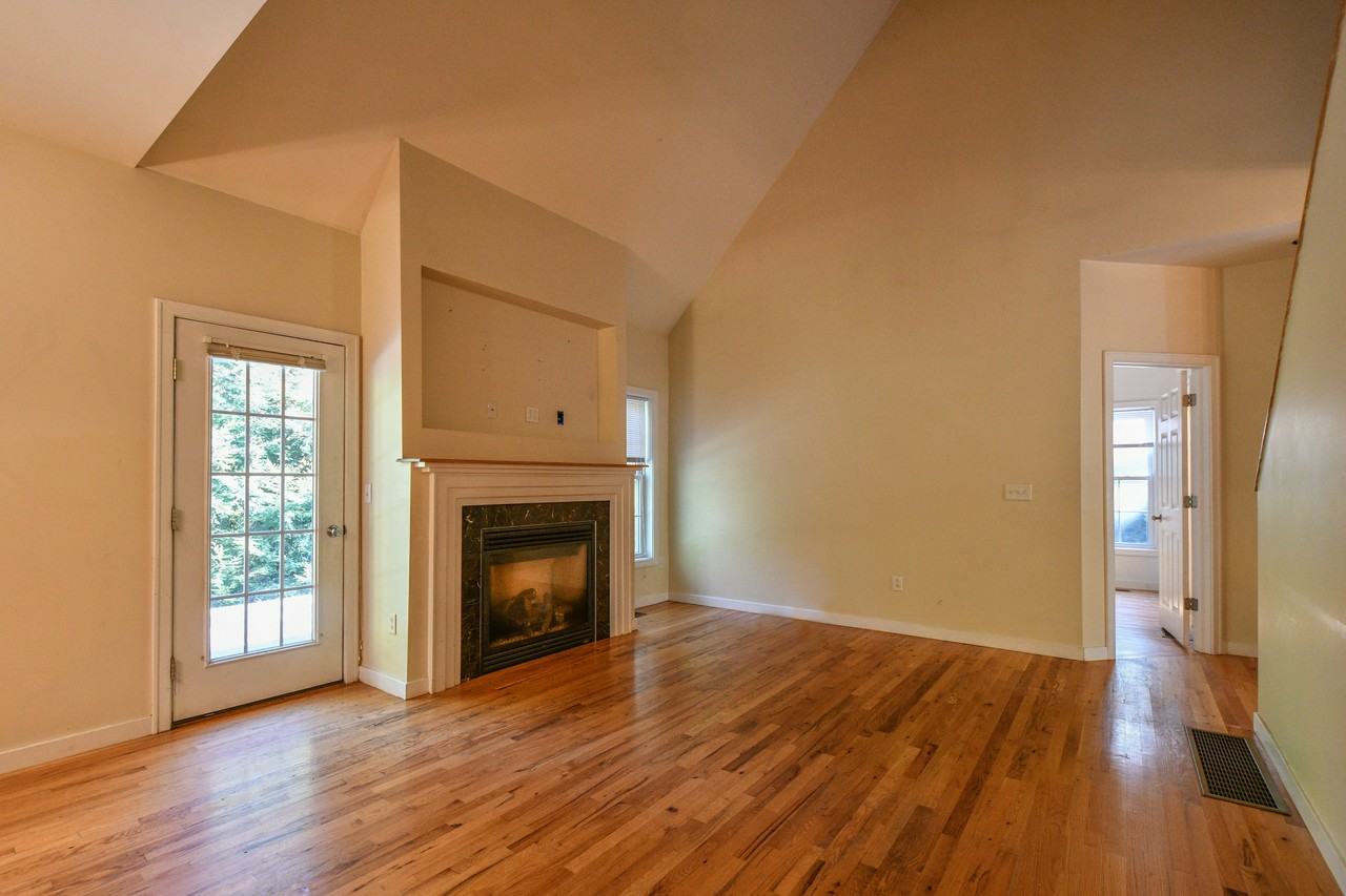 990 Washington Rd - Photo 3 of 15