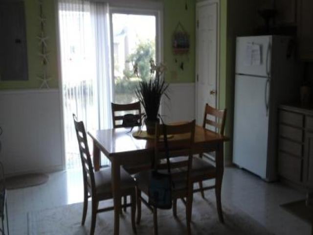 4084 Grand Bay Ct - Photo 2 of 6