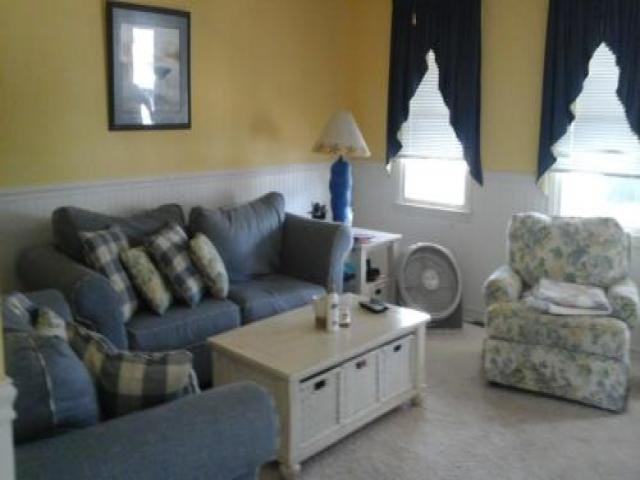 4084 Grand Bay Ct - Photo 3 of 6