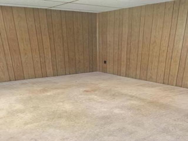 1202 W King St - Photo 2 of 4