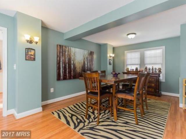 9006 Dayton Ave - Photo 3 of 6