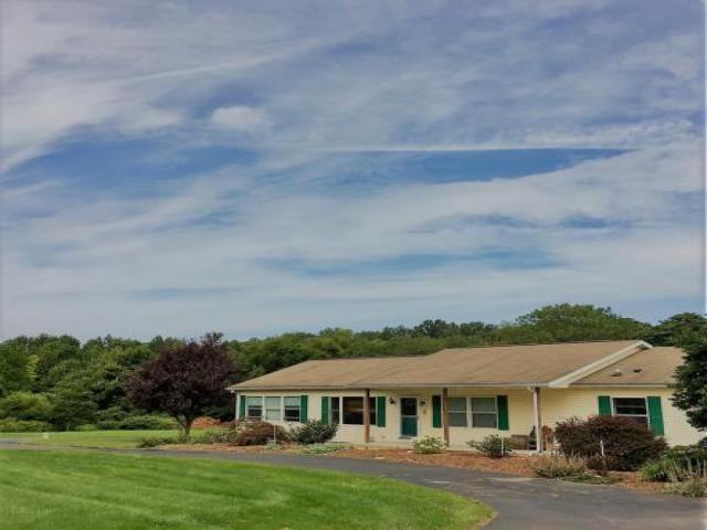 106 Binom McMillan Ln - Photo 2 of 3