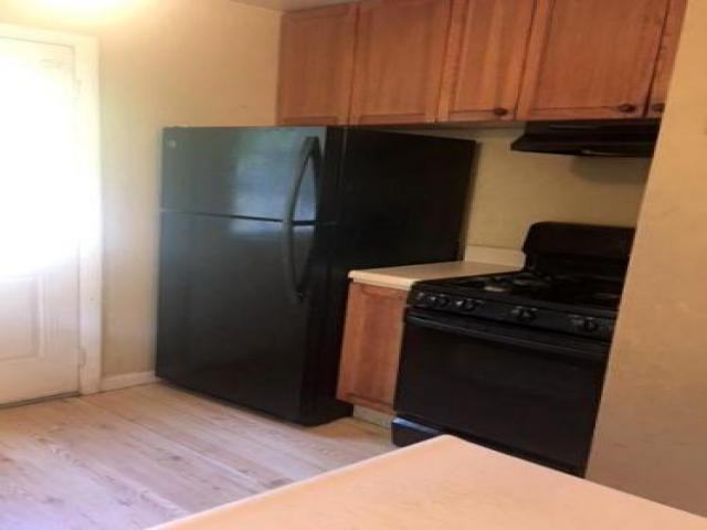 14400 Bakersfield St - Photo 3 of 6