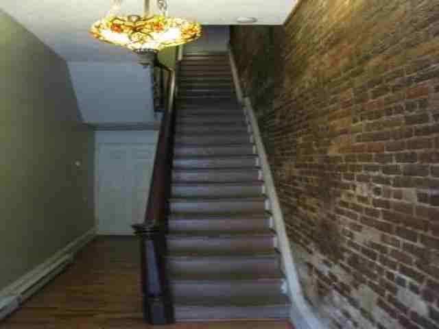 602 Mahantongo St - Photo 3 of 4