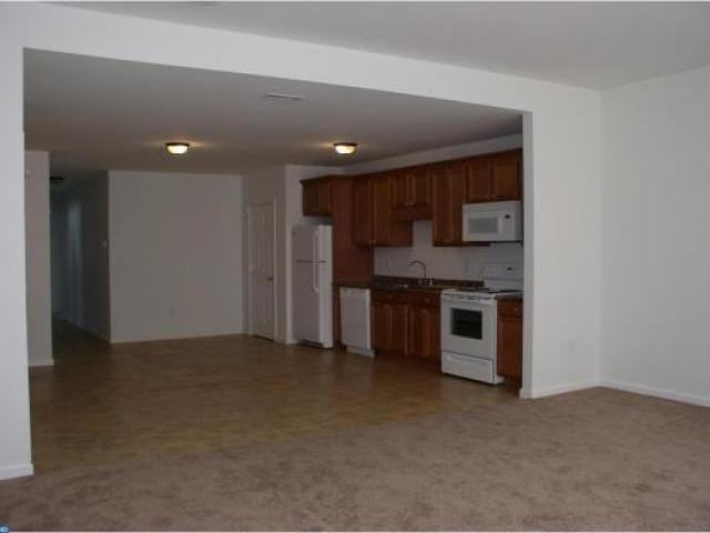 10 S 3rd St - Photo 3 of 6